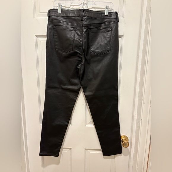 Soft Surroundings 5 Pocket Faux Leather Pants Women's - Picture 3 of 3